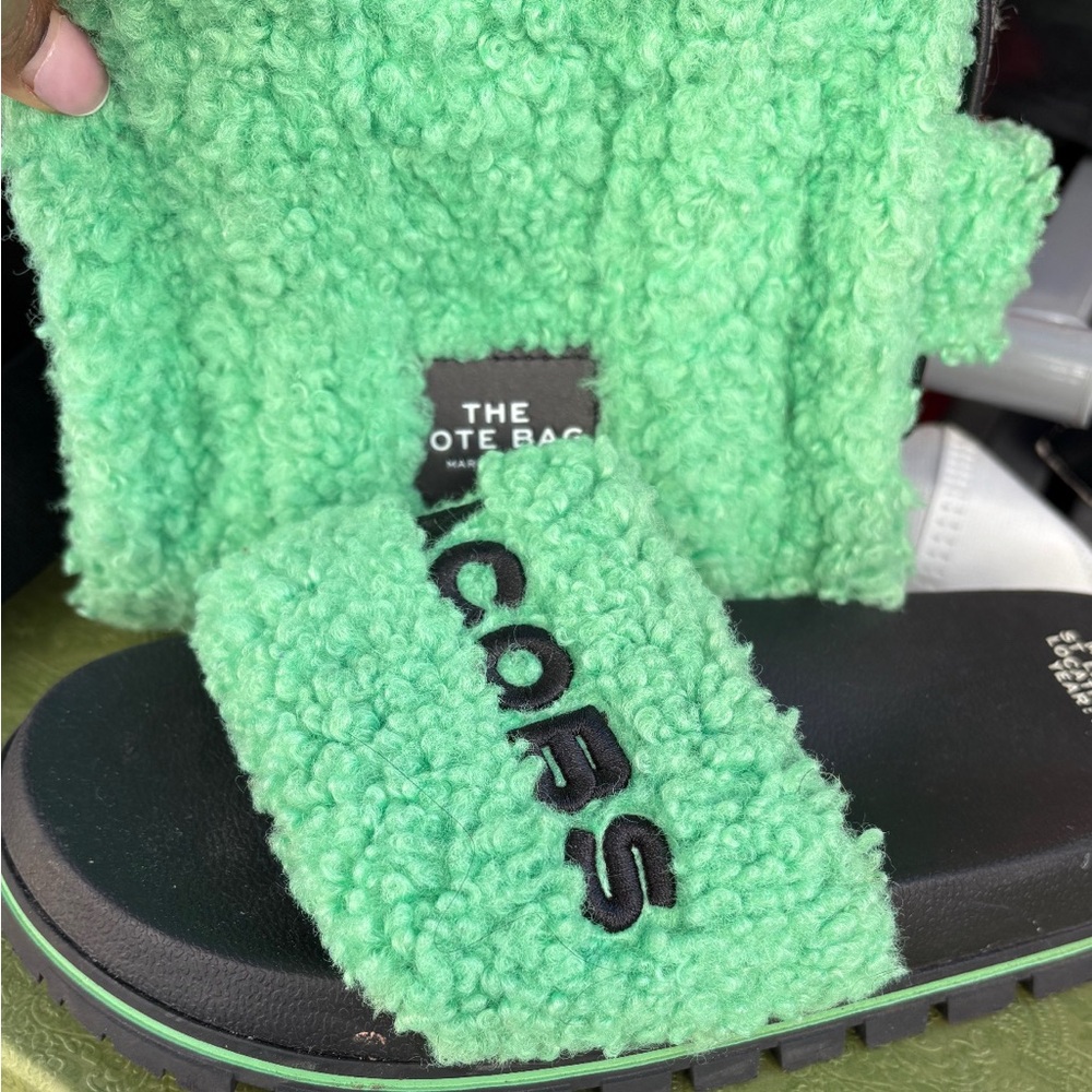 Cozy Green Slides